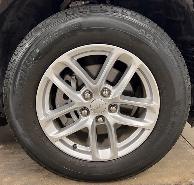 Used 2024 Black Jeep Laredo X image 8