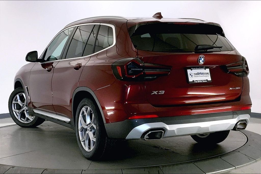 Used 2023 Aventurin Red Metallic BMW  image 10
