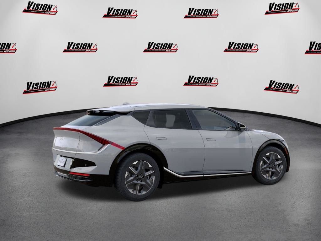 New 2026 Green Kia Light image 6