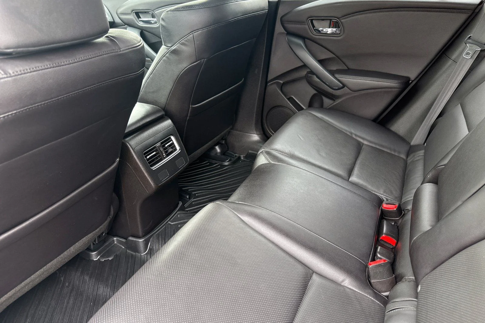 Used 2018 White Acura Advance Package image 11