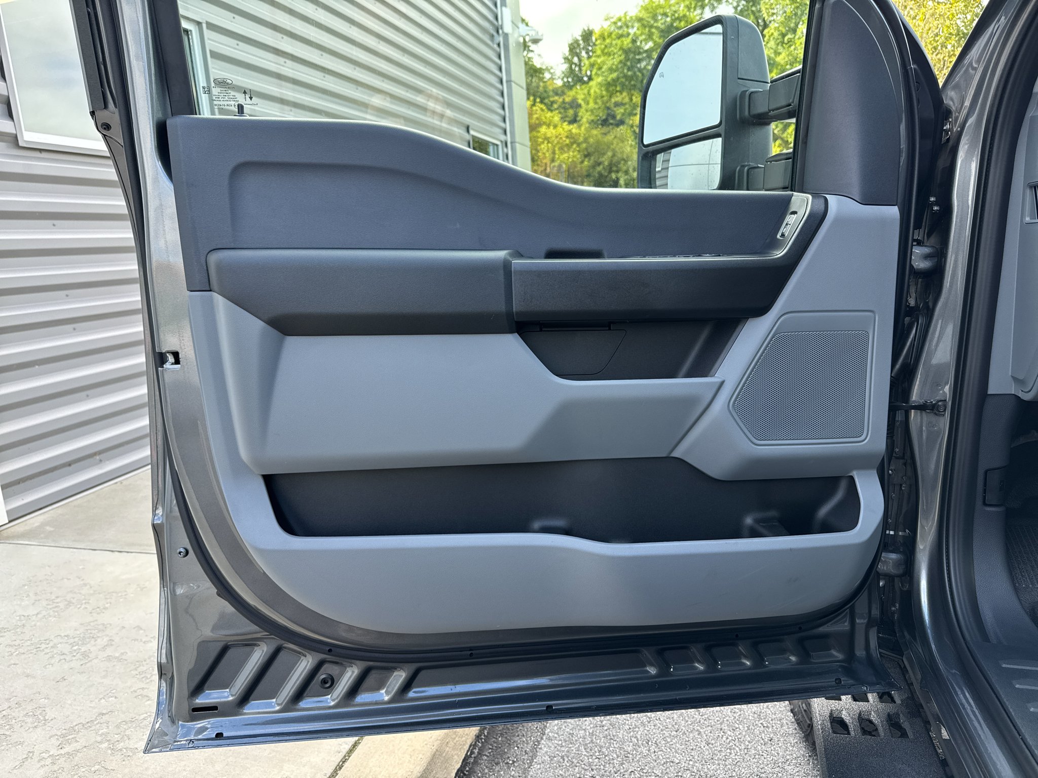 New 2027 Carbonized Gray Metallic Ford XL image 25