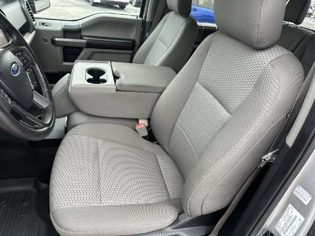 Used 2019 Silver Ford XLT image 22