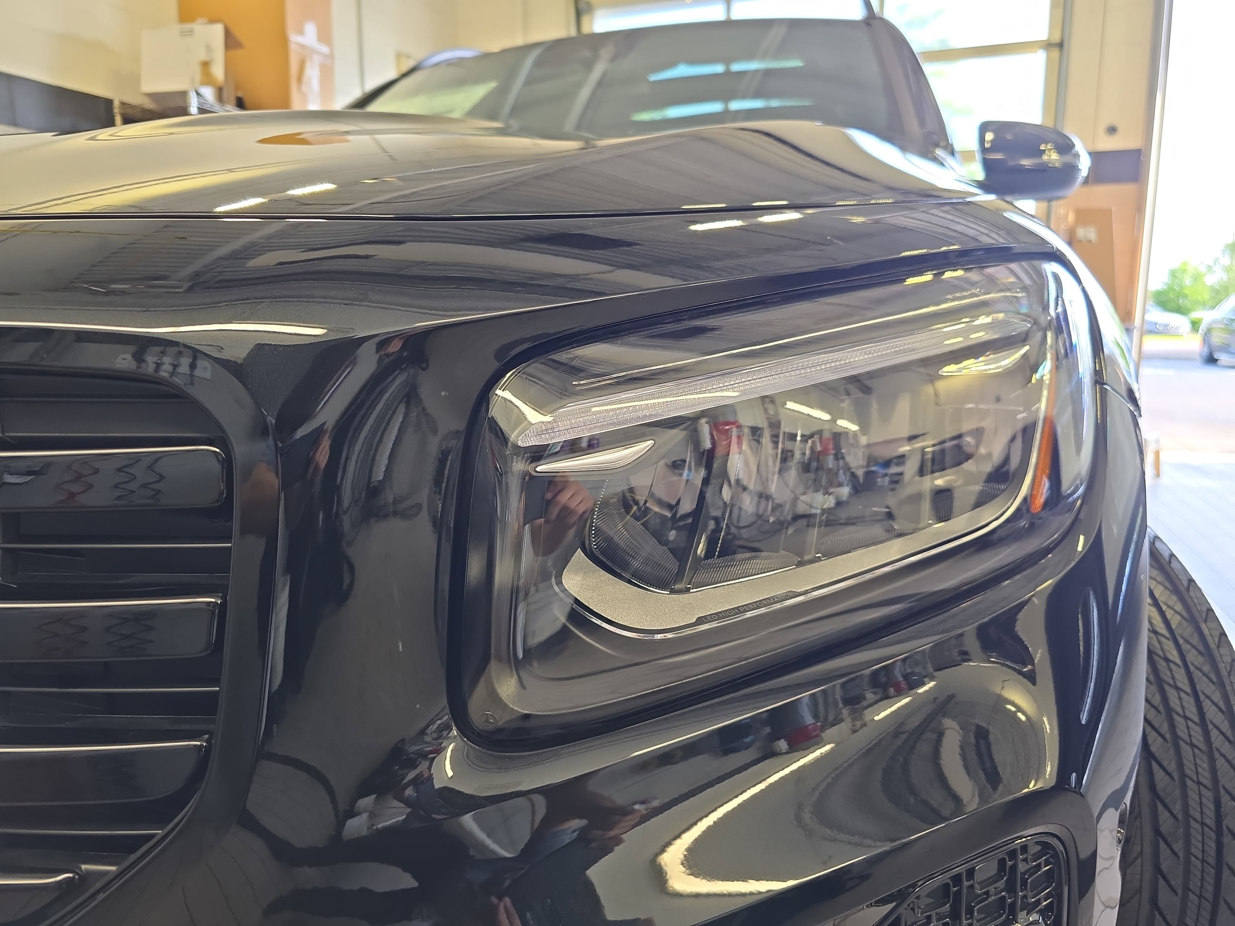 New 2026 Cosmos Black Metallic Mercedes-Benz GLB250 image 33