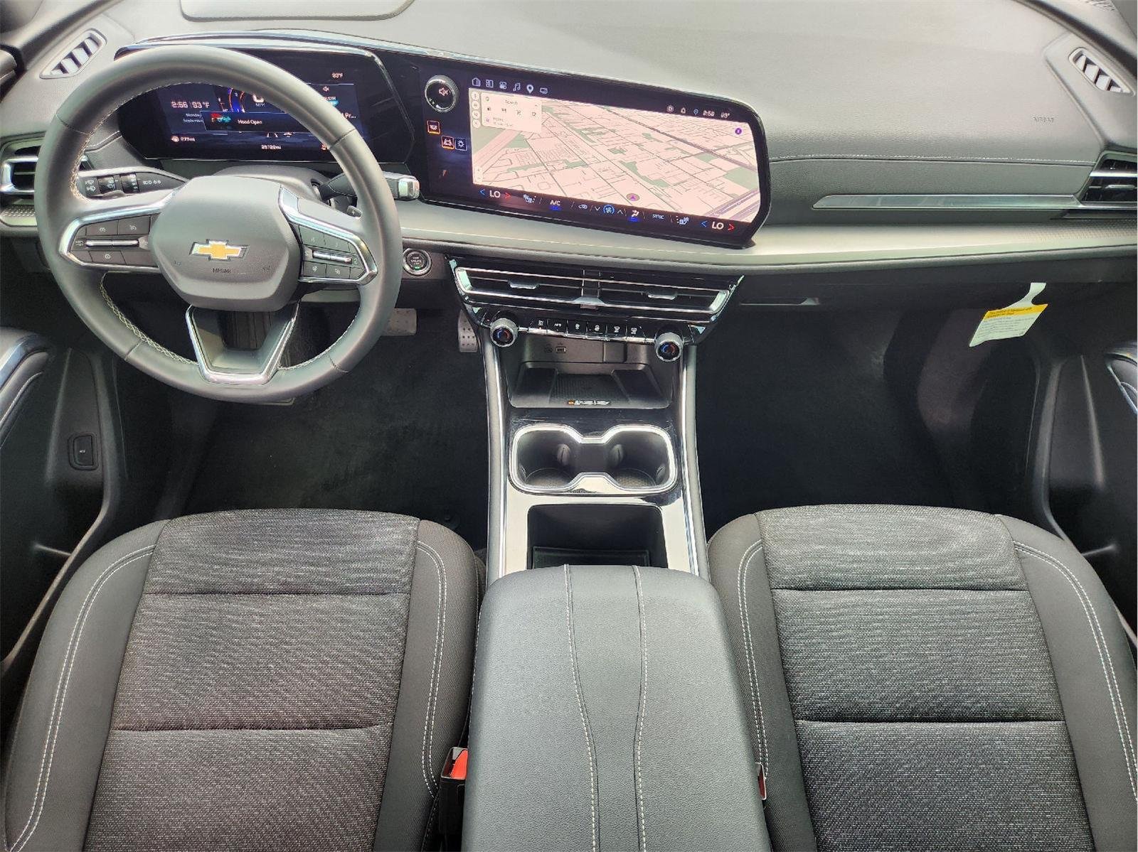 2025 Chevrolet Traverse LT - Photo 27
