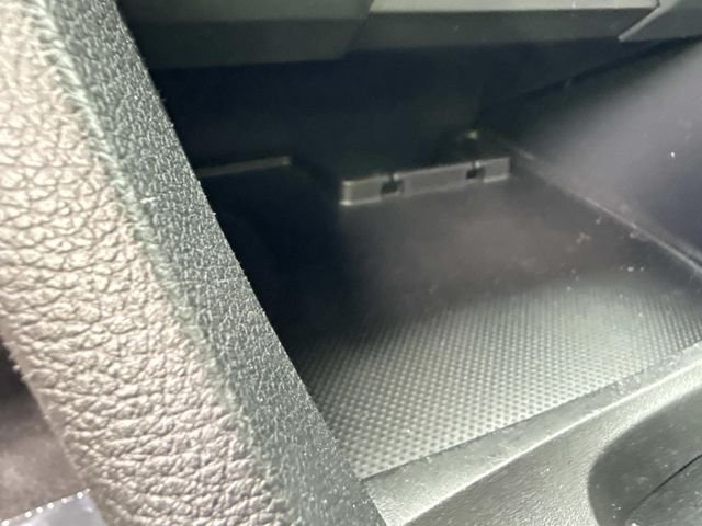 Used 2019  Honda LX image 31