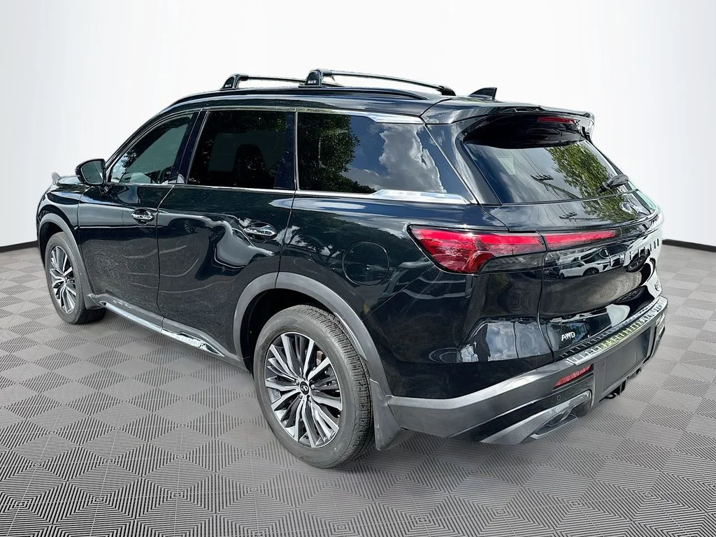 Certified Used 2023 Black INFINITI Autograph image 8