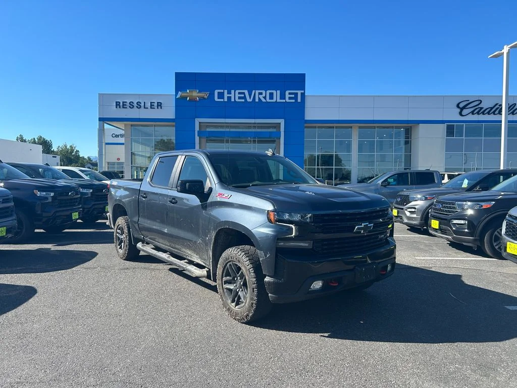 2021 Chevrolet Silverado 1500 LT Trail Boss 4X4 Crew Cab Short Box's photo