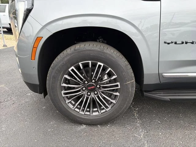 New 2026 Sterling Metallic GMC Elevation image 31
