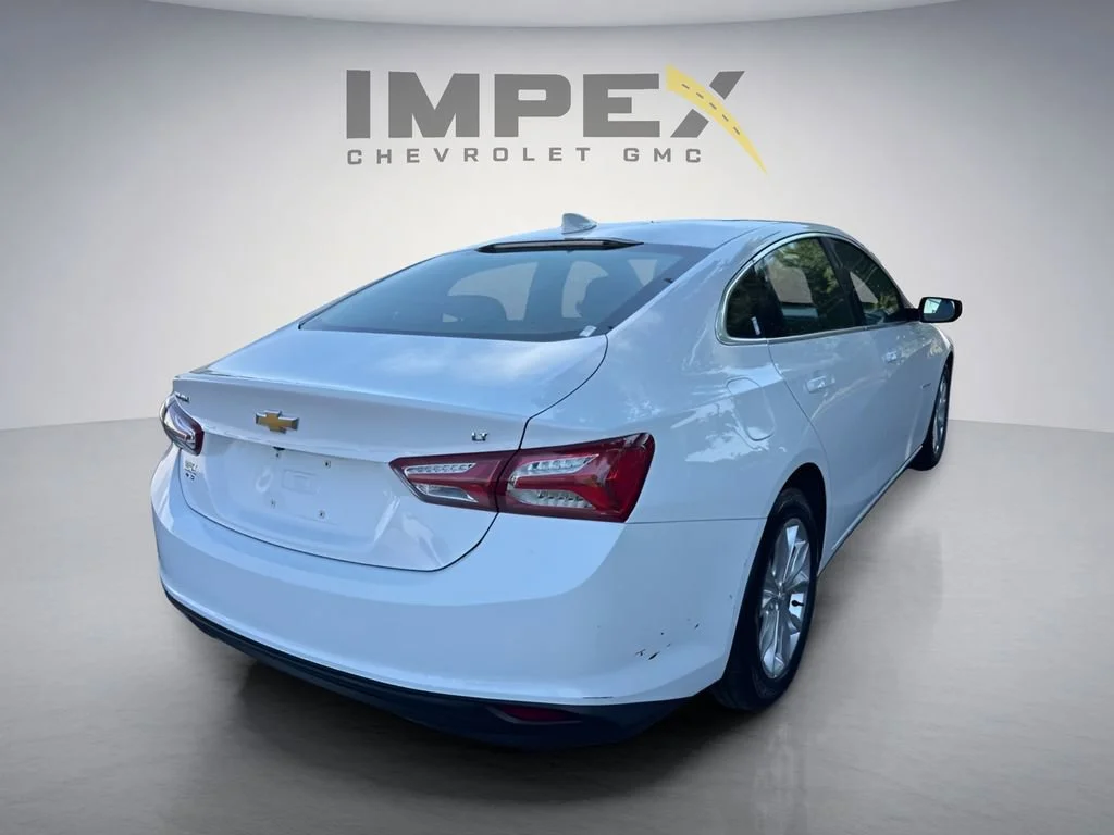 Used 2020 Summit White Chevrolet LT image 5
