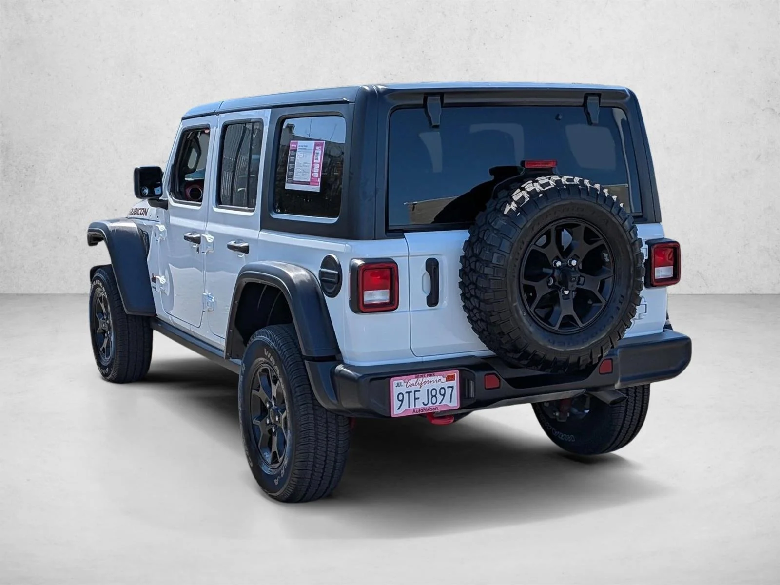 Used 2022 Bright White Clearcoat Jeep Unlimited Rubicon image 8