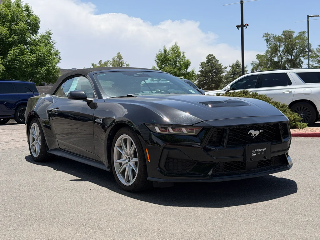 Used 2024 Shadow Black Ford CONVERTABLE PREMIUM image 5