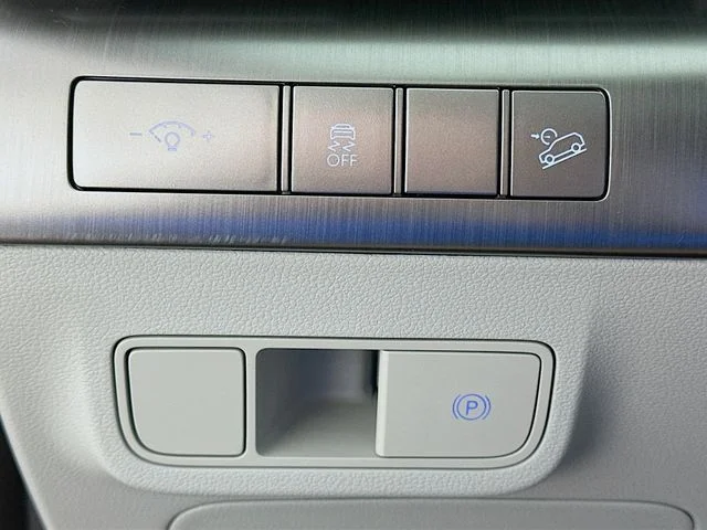 New 2026 Hyundai KONA SEL Sport