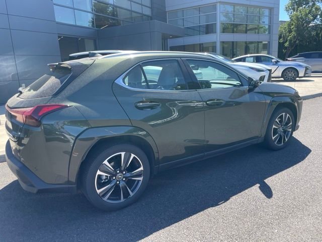 Certified Used 2025 Green Lexus 300h Premium image 4