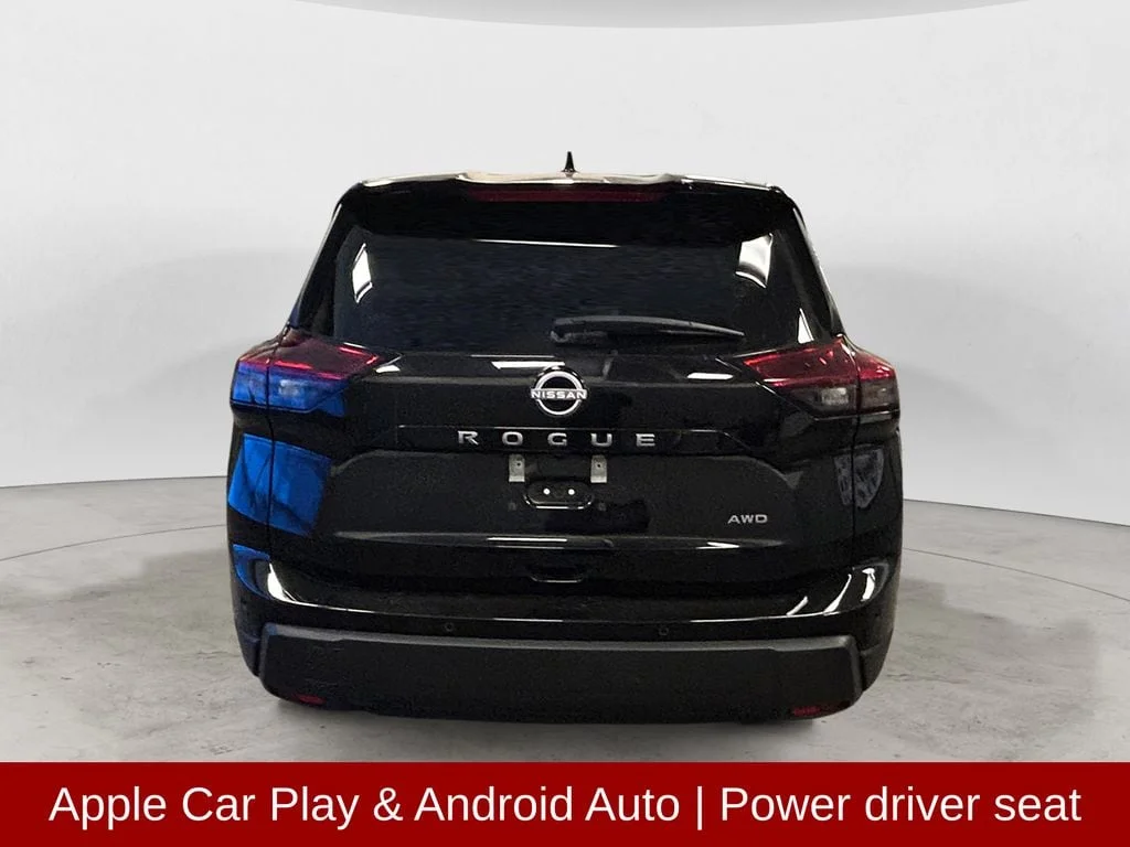 Used 2025 Super Black Nissan SV image 5