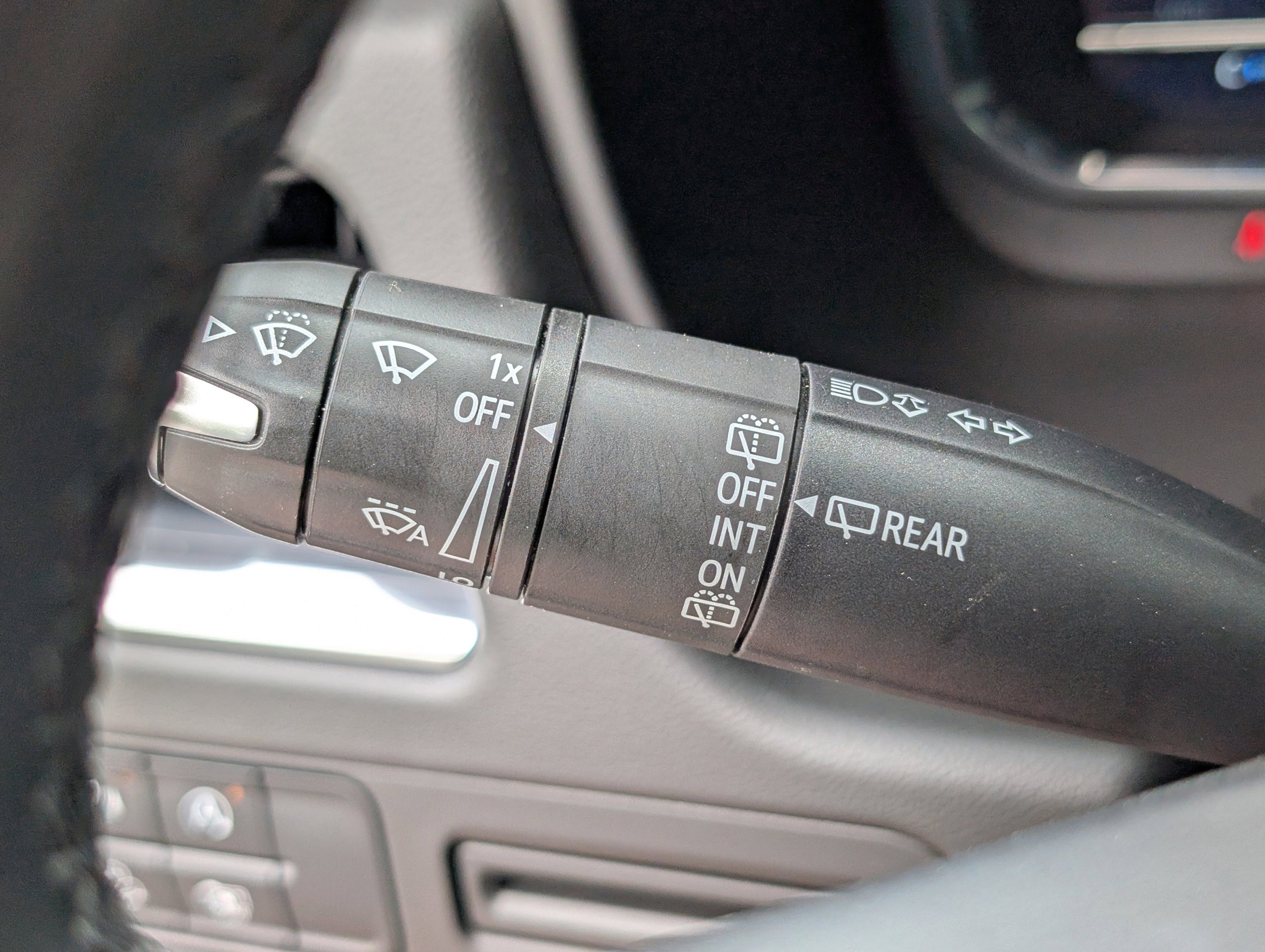 2023 Chevrolet Suburban Z71 - Photo 26