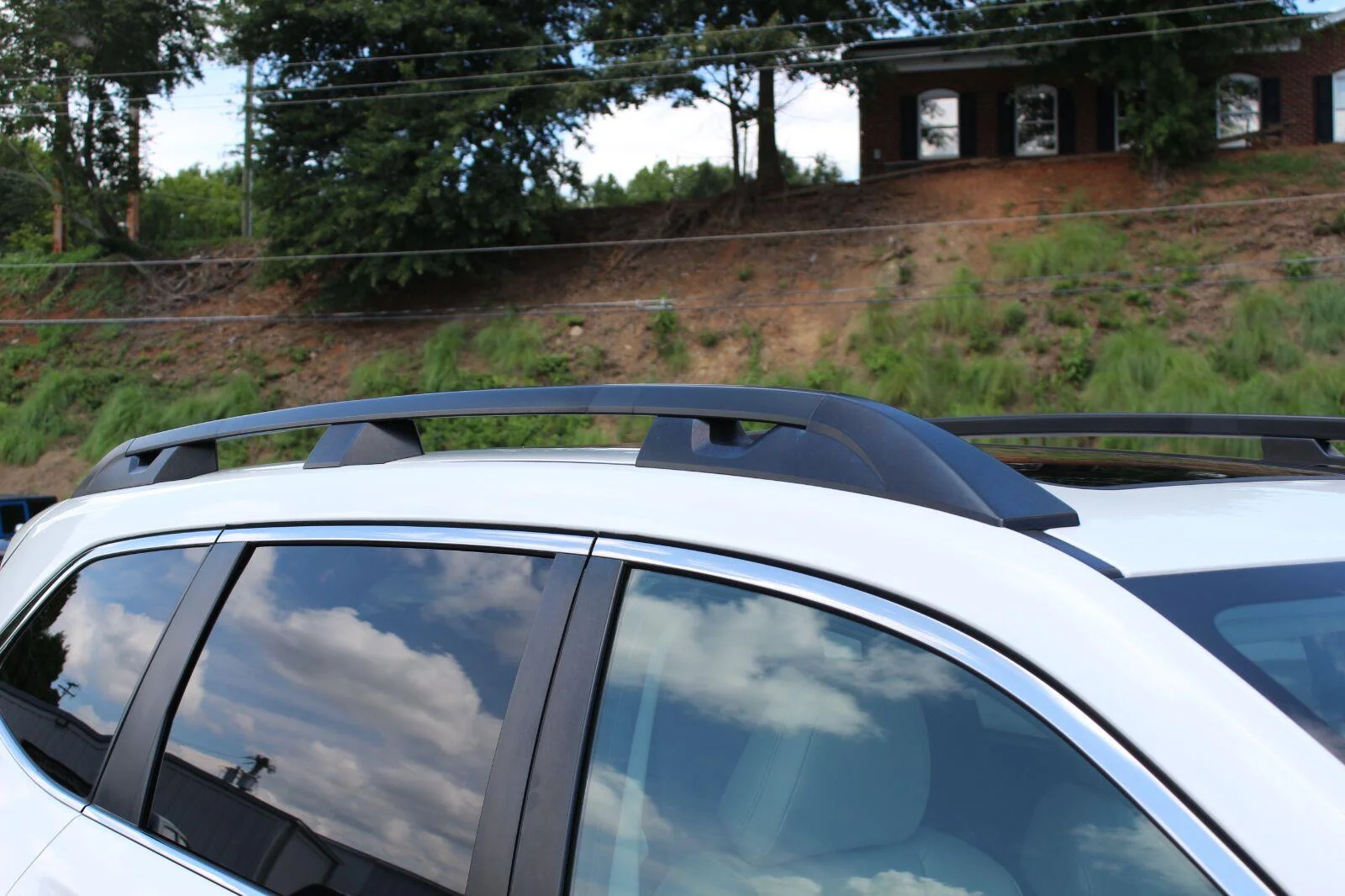 Used 2021 White Subaru Limited image 10