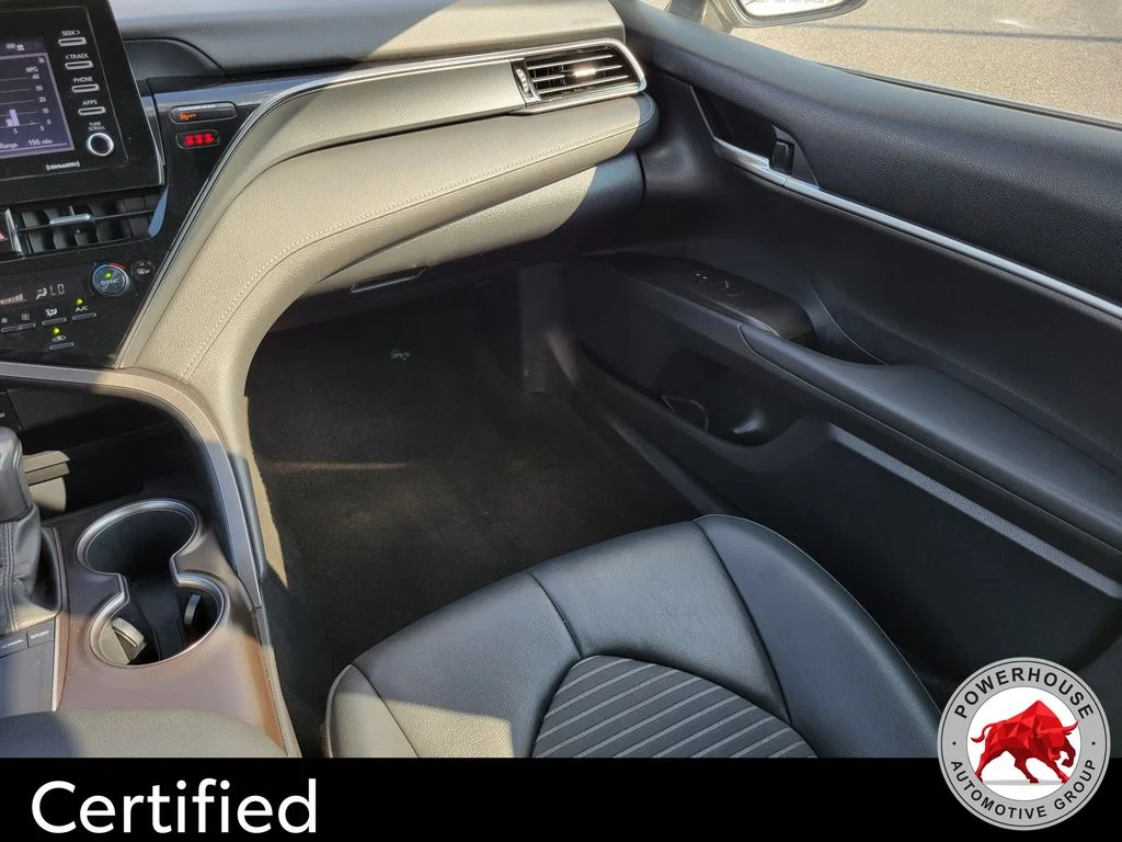 Used 2023 White Toyota SE image 18
