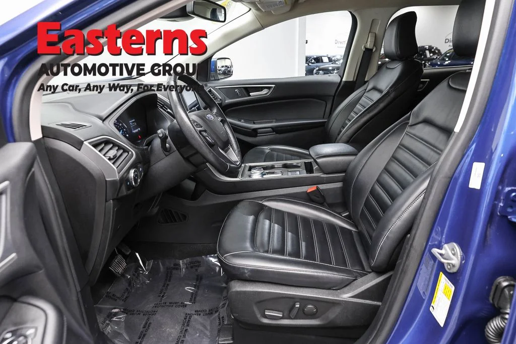 Used 2023 Blue Ford SEL image 13