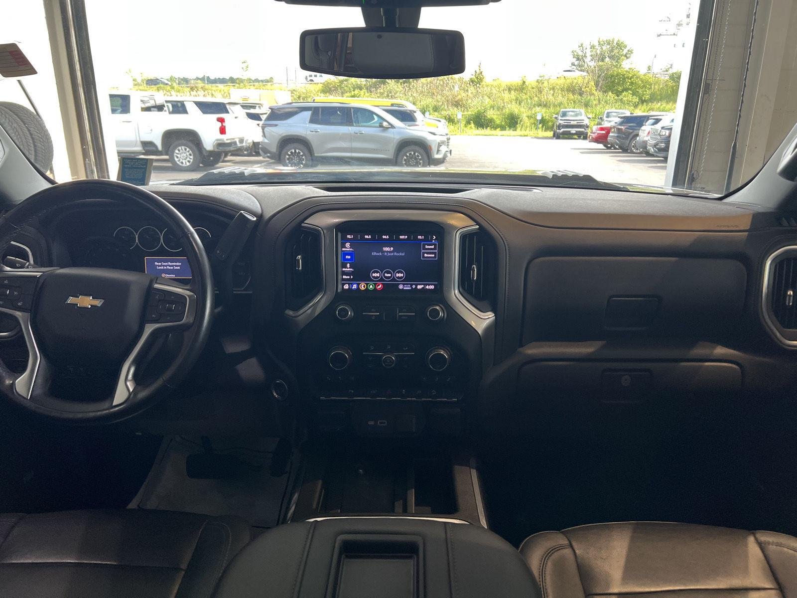 Used 2022 Summit White Chevrolet LTZ image 17