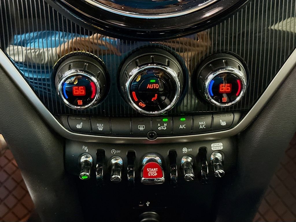 Used 2021 Black MINI Base image 16