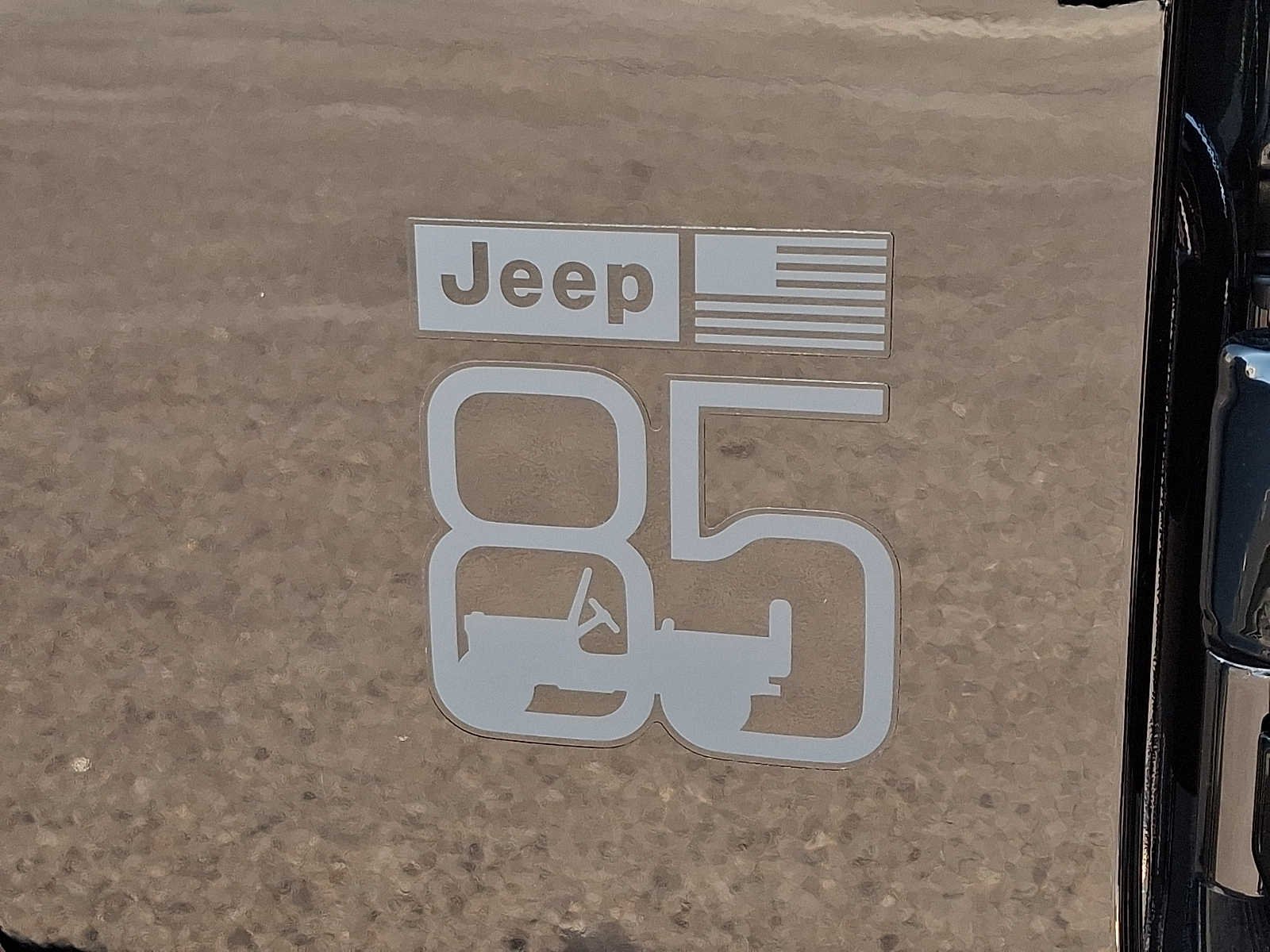 New 2026 Black Clear-Coat Exterior Paint Jeep 85th Anniversary image 16