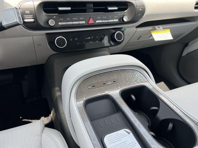 New 2026 Black Hyundai Blue SEL 8P image 20
