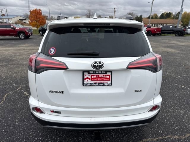 2018 Toyota RAV4 XLE photo 4