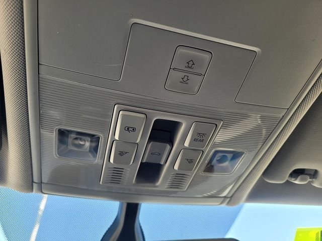 Used 2019  Volkswagen  image 20