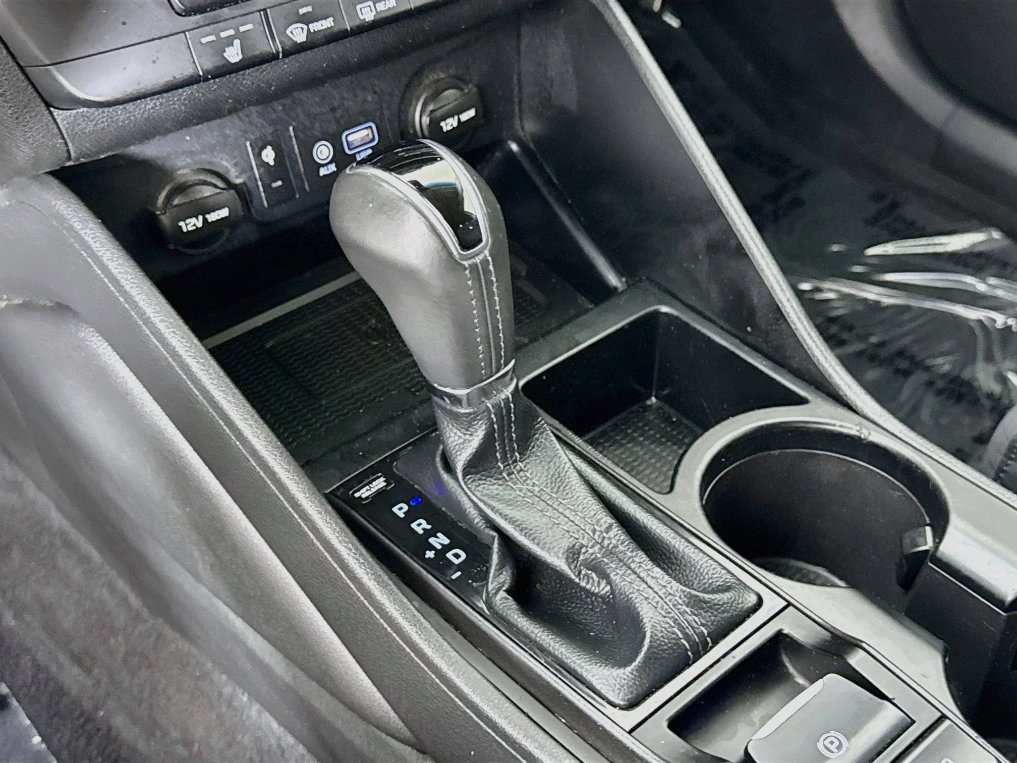 Used 2020  Hyundai Sport image 19