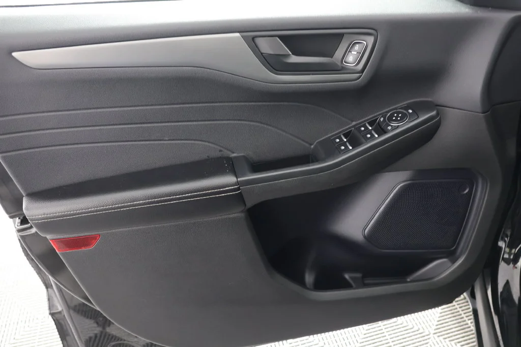 Used 2024 Black Metallic Ford Active image 25