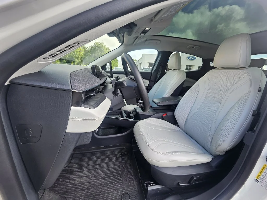 Certified Used 2023 White Ford Premium image 4