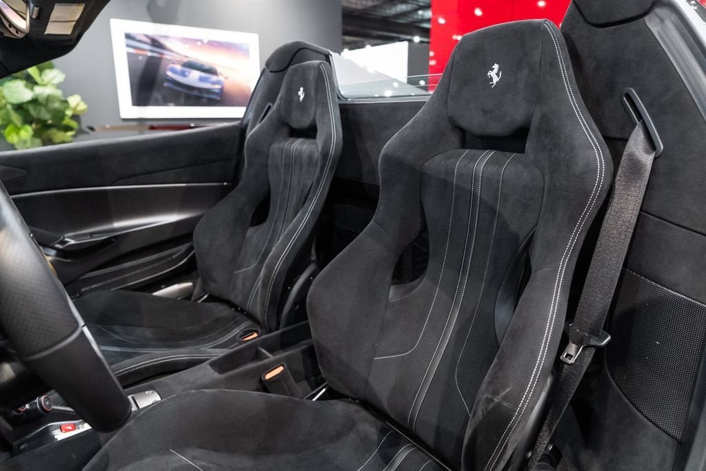 Certified Used 2019 Grigio Ferro Ferrari  image 4