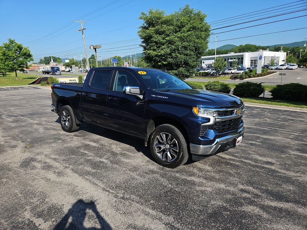 Used 2023 Blue Chevrolet LT image 8