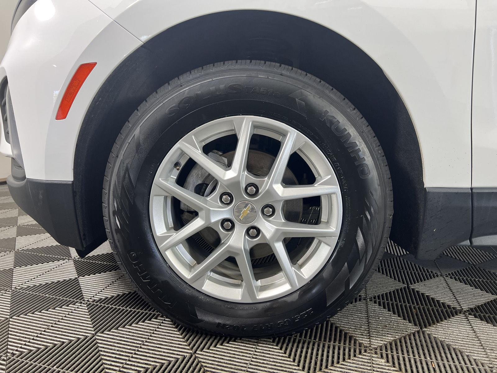 Used 2023 Summit White Chevrolet LT image 9