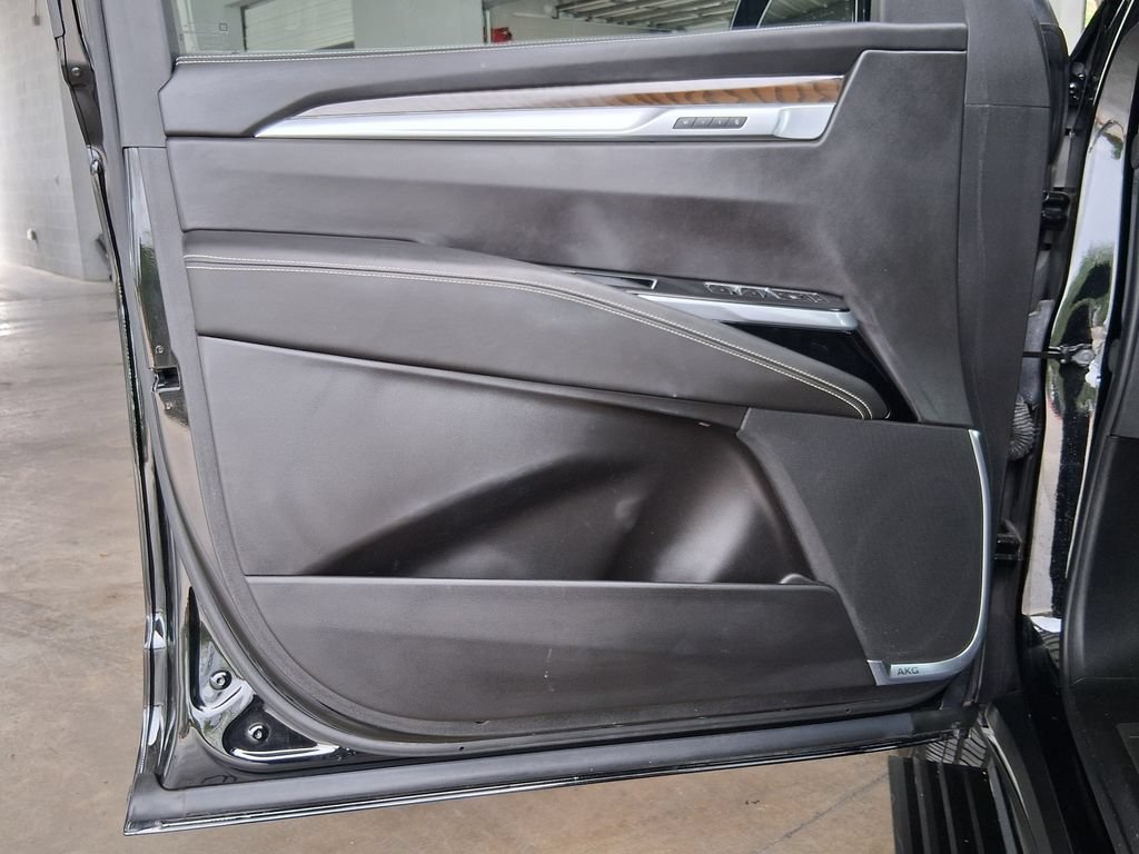 Certified Used 2025 Black Raven Cadillac Sport Platinum image 19