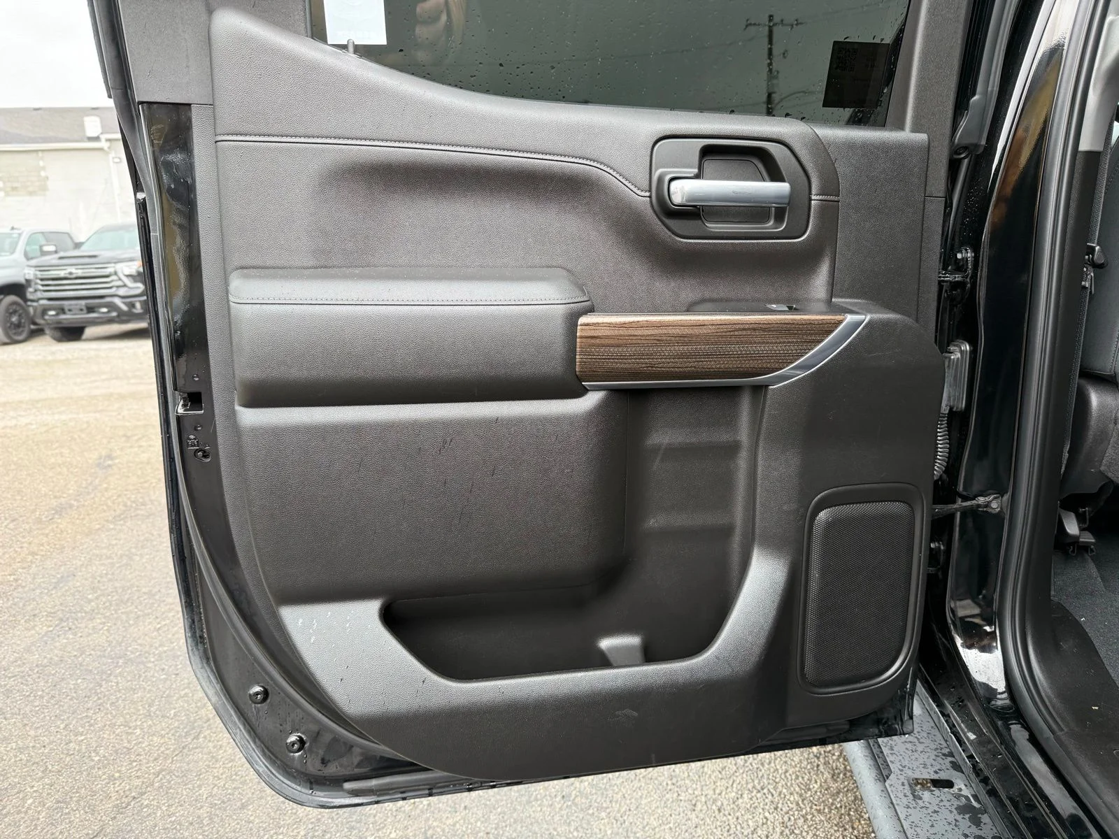 Used 2019 Black Chevrolet RST image 21