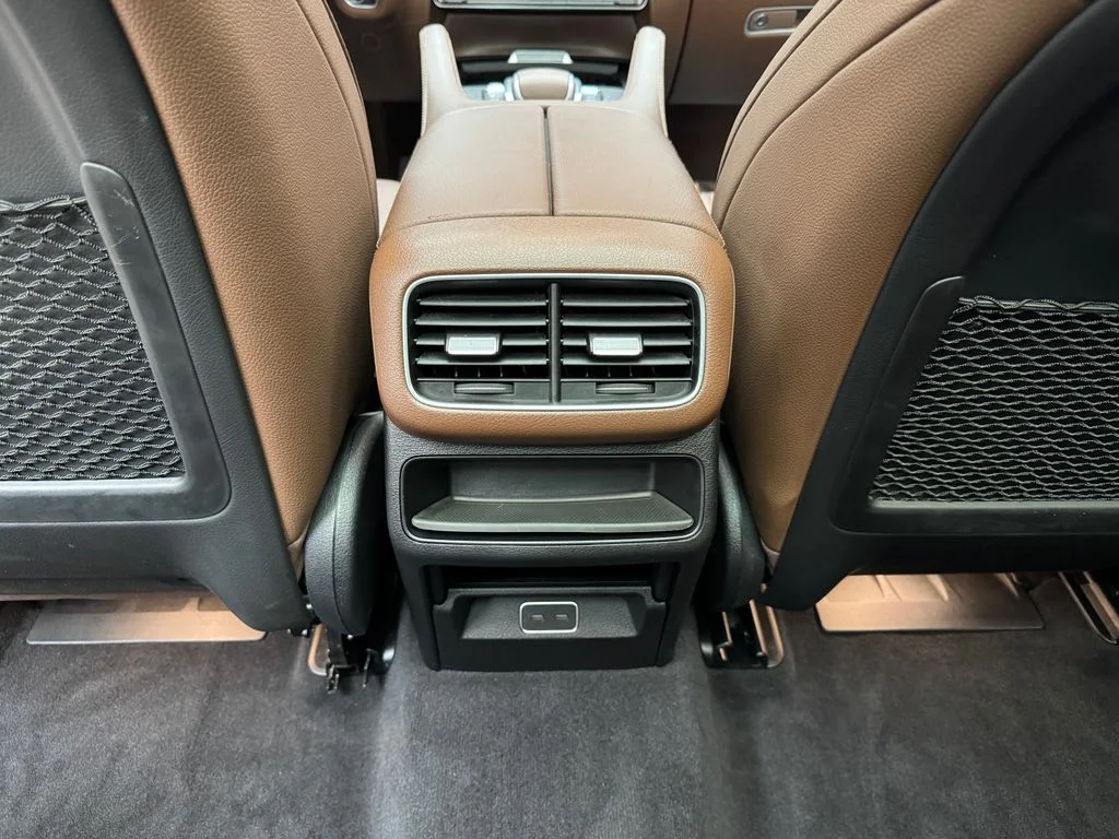 Used 2024 White Mercedes-Benz GLE 350 image 12