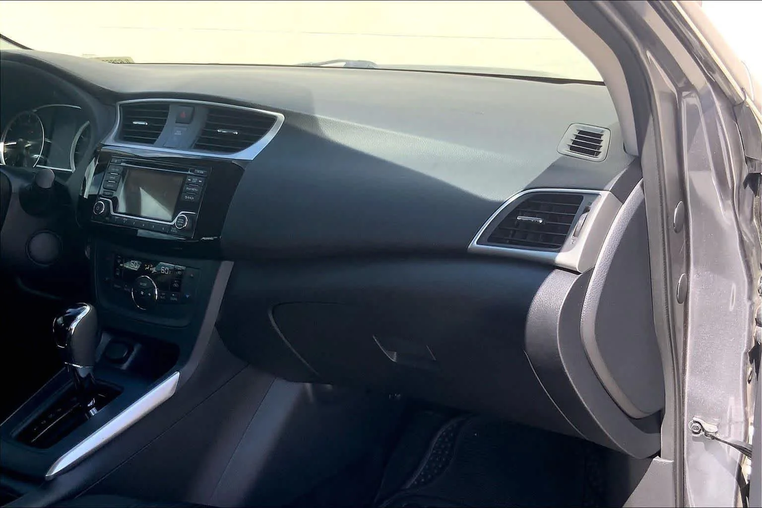 Used 2018 Gray/gray Nissan SV image 23