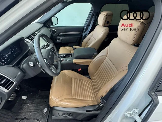 Used 2024 White Land Rover Dynamic SE image 24