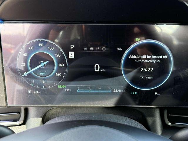 New 2025 White Hyundai SEL Sport image 25