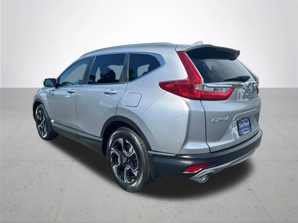 Used 2018 Silver Honda Touring image 9