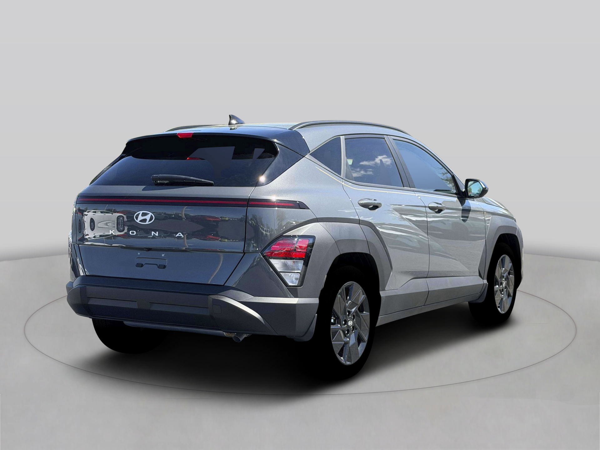 New 2026 Gray Hyundai SEL Sport FWD image 7
