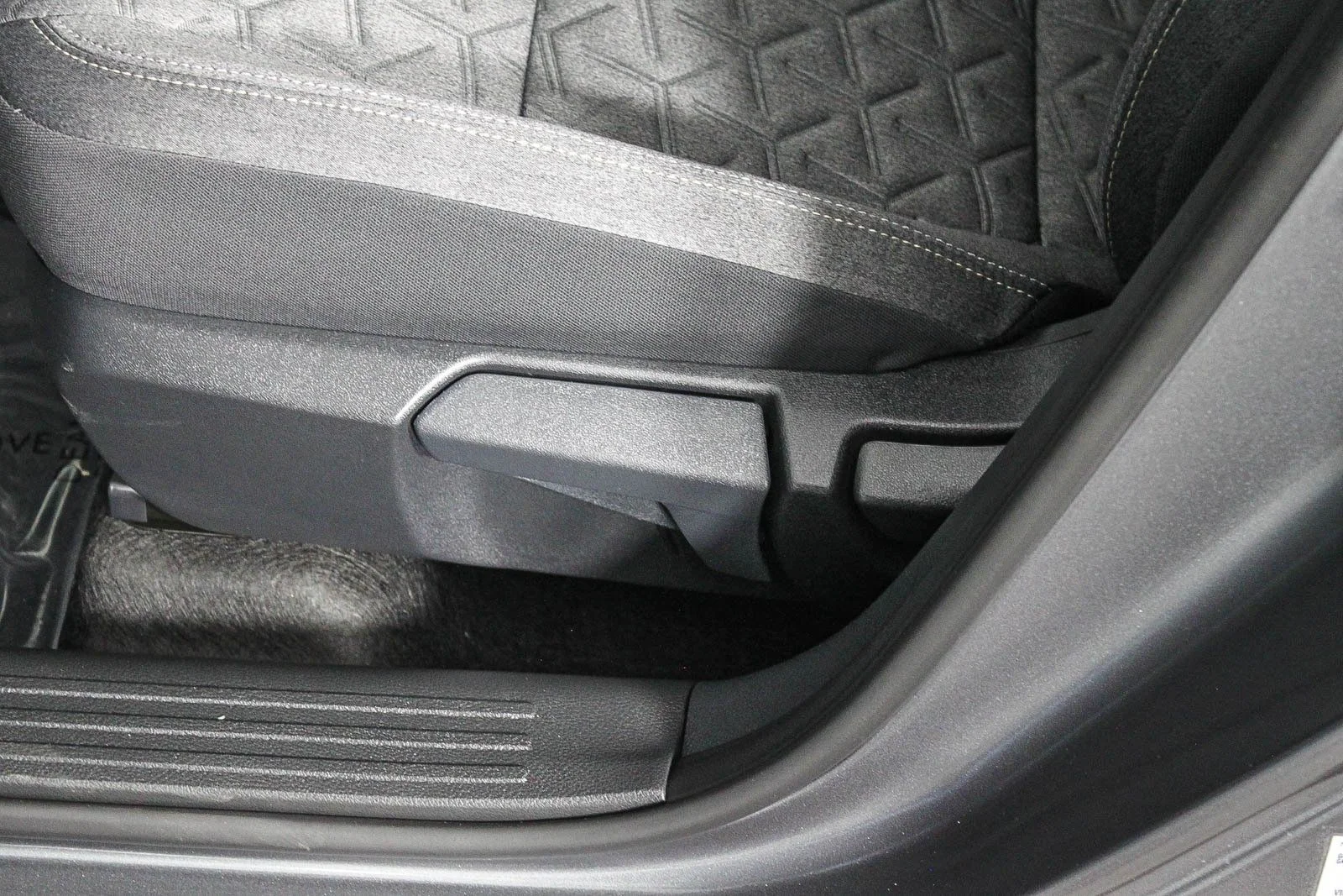 2026 Nissan KICKS SV AWD - Photo 23