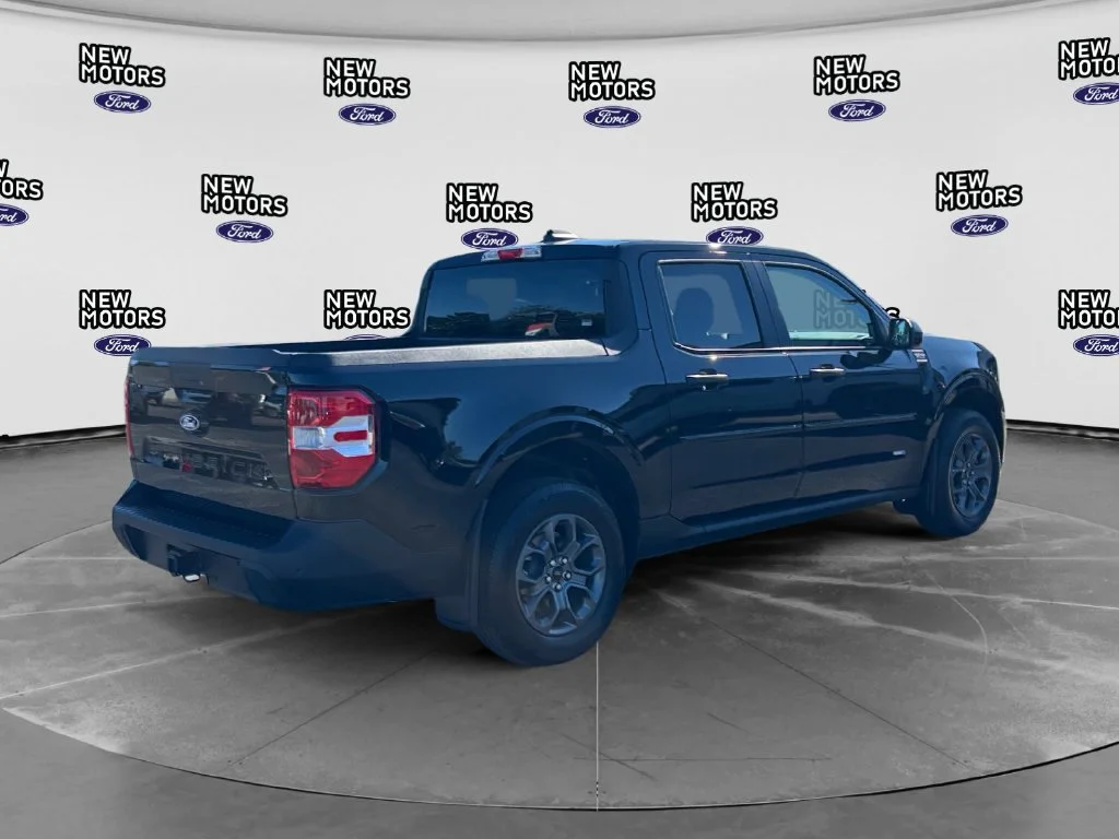Used 2026 Shadow Black Ford XLT image 5
