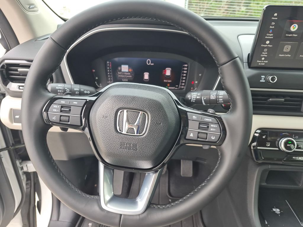 New 2026 Platinum White Pearl Honda Touring image 11
