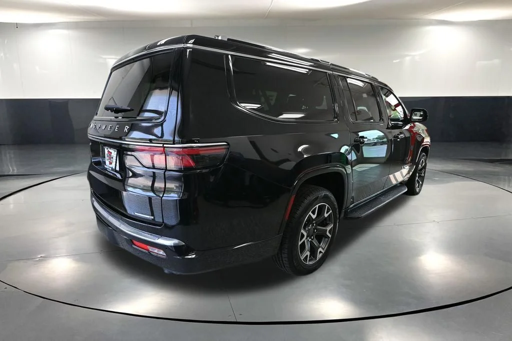 Used 2024 Black Jeep Series III image 4