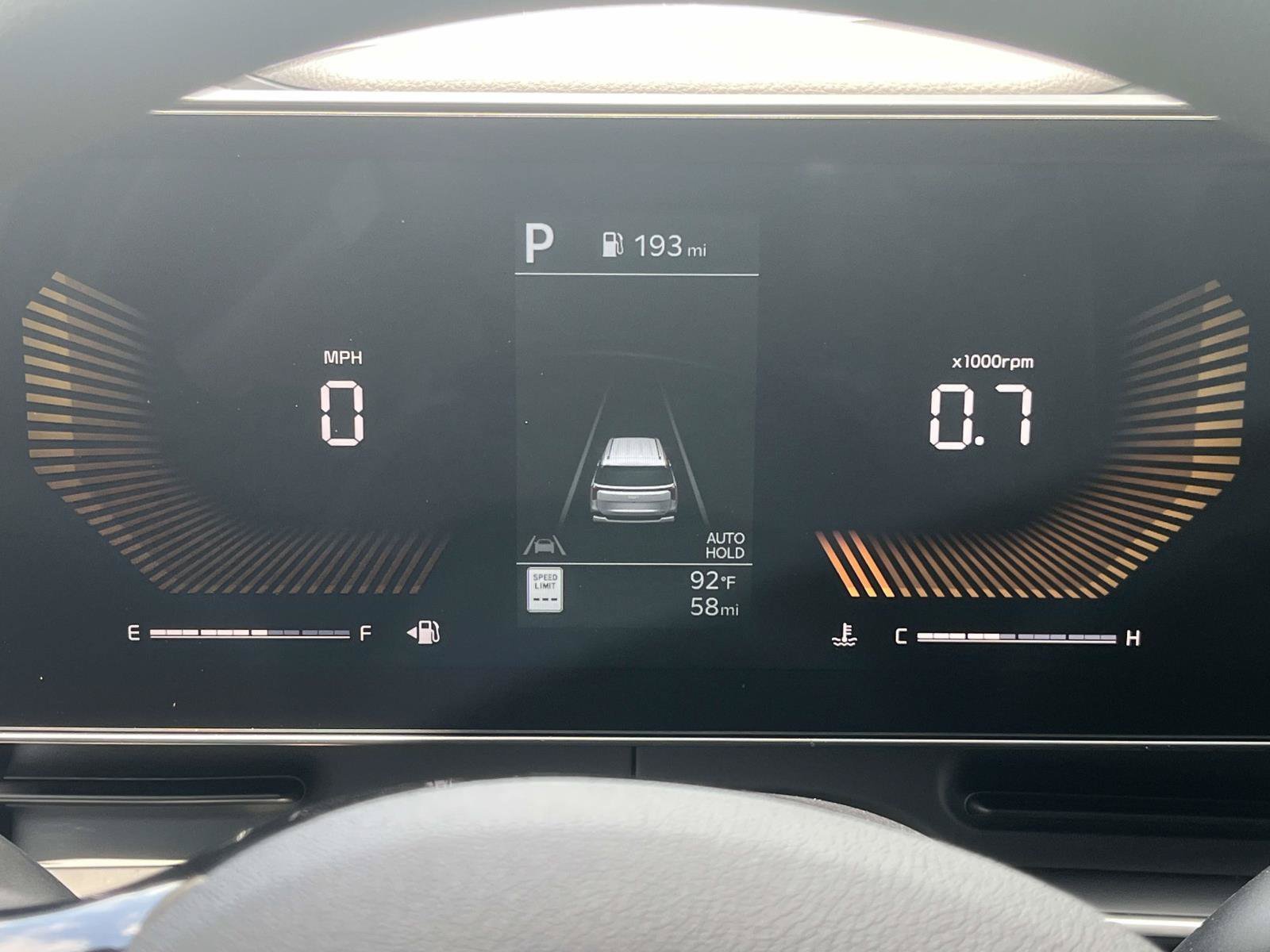 New 2026 Snow White Pearl Kia LXS image 34