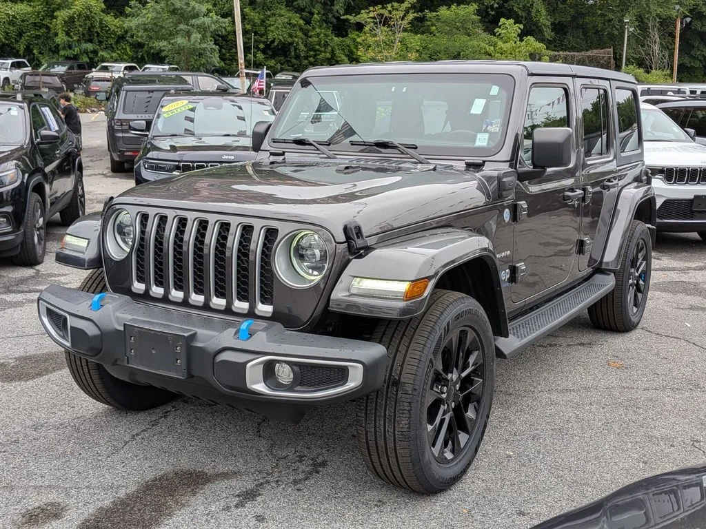Used 2023 Gray Jeep Sahara 4xe image 2