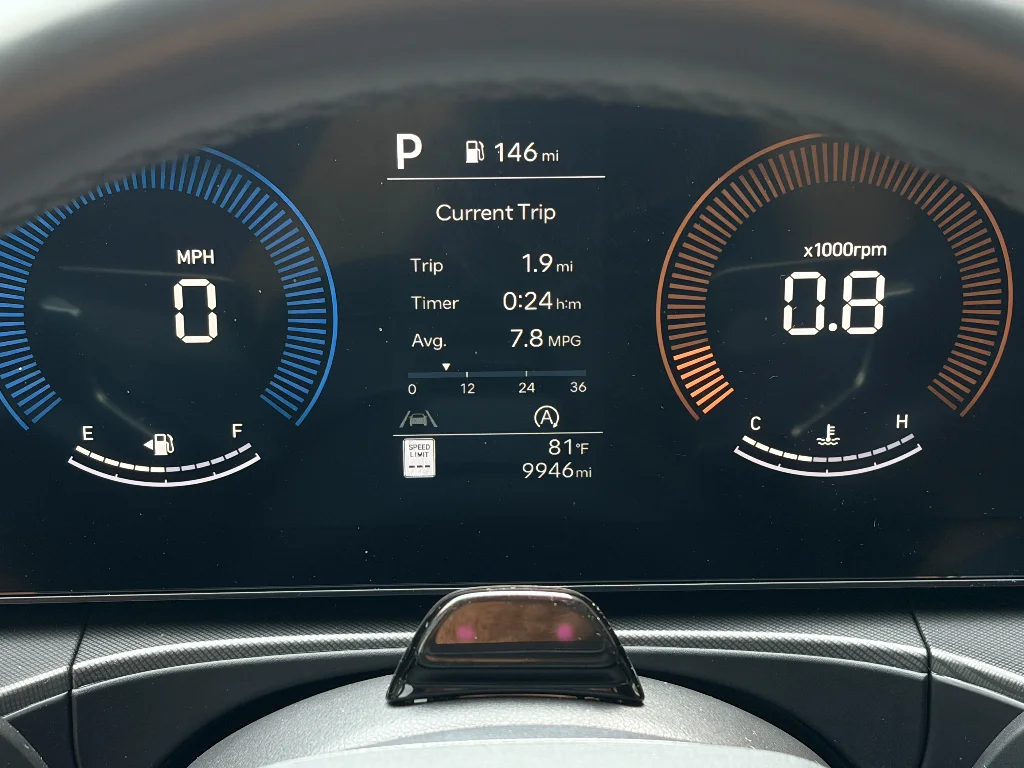 Used 2025 Rockwood Green Hyundai SEL image 16