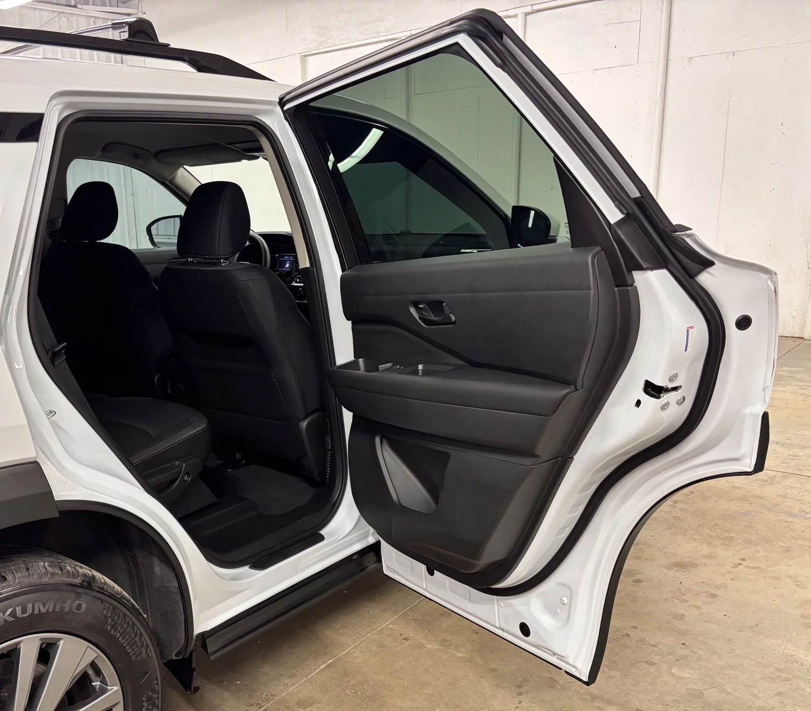 Used 2025 White Nissan SV image 19
